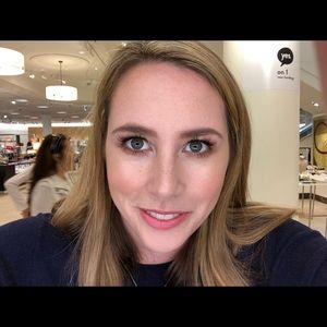 Meet your Posher, Julie